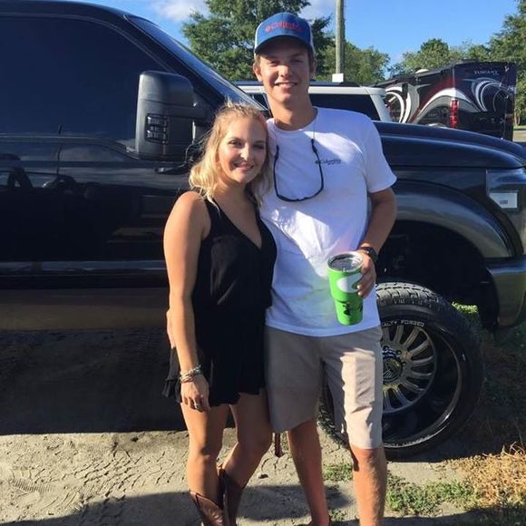 Meet your Posher, Chad - Picture 1 of 1